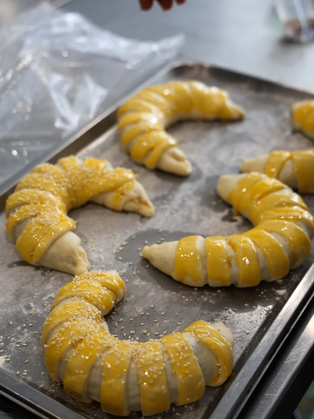 sprinkling the sesame